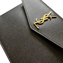 Load image into Gallery viewer, Uptown Square Clutch Black