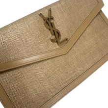 Load image into Gallery viewer, Uptown Raffia Clutch