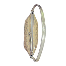 Load image into Gallery viewer, GG Emblem Small Shoulder Bag