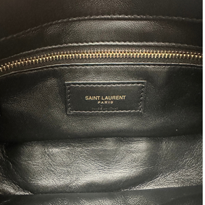 Le 5 à 7 Bag in Padded Lambskin