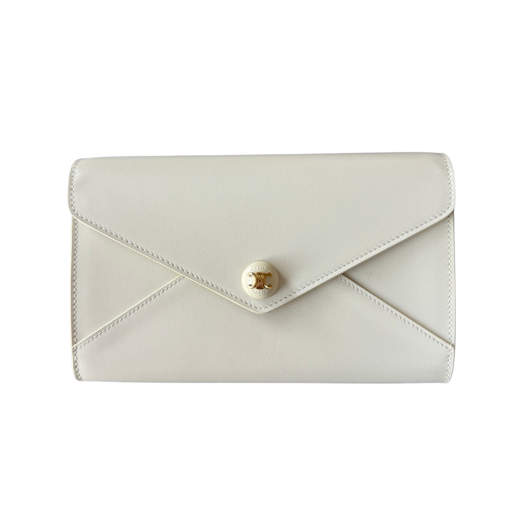 Envelope Wallet on a Chain with Pearl
